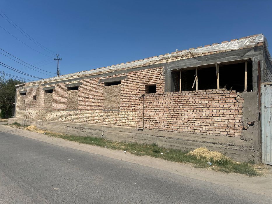 Нижилой жое сотилади срочна