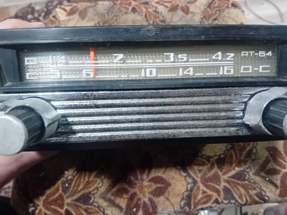 Radio auto rusesc AT 64 Moskvich