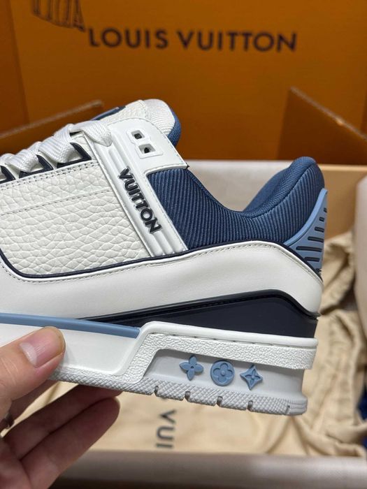 Adidasi Louis Vuitton Trainer Premium