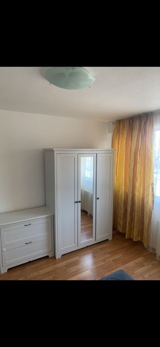 Inchiriez apartment