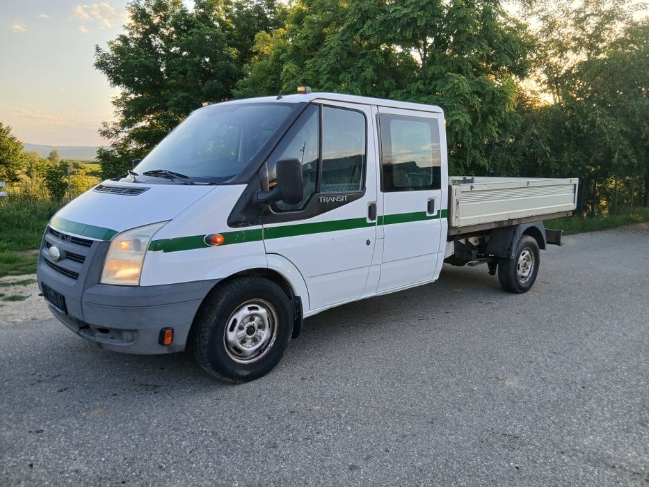 Ford Transit Doka 7 locuri