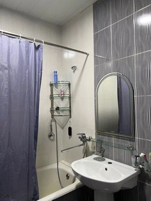 Продается квартира, центр,Карасу-6,Мирзо-Улугбек