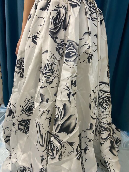 Вечернее платье /