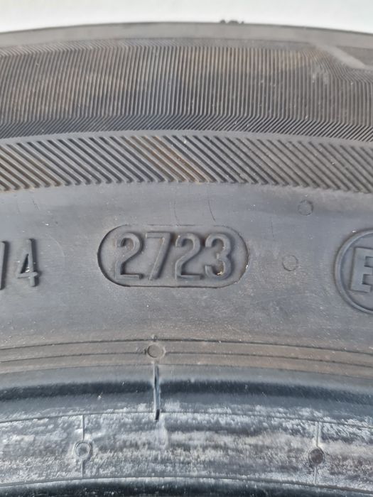 Всесезонни гуми 2 броя BARUM Qurtaris5 195 60 R15 дот 2723