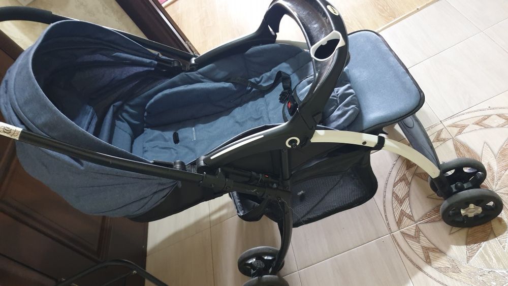 Продам детскую коляску