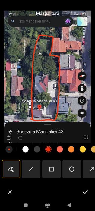 Închiriez casă 800mp curte și 100mp