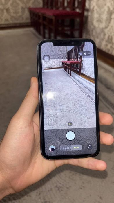 Айфон 11 128 гб акум 72