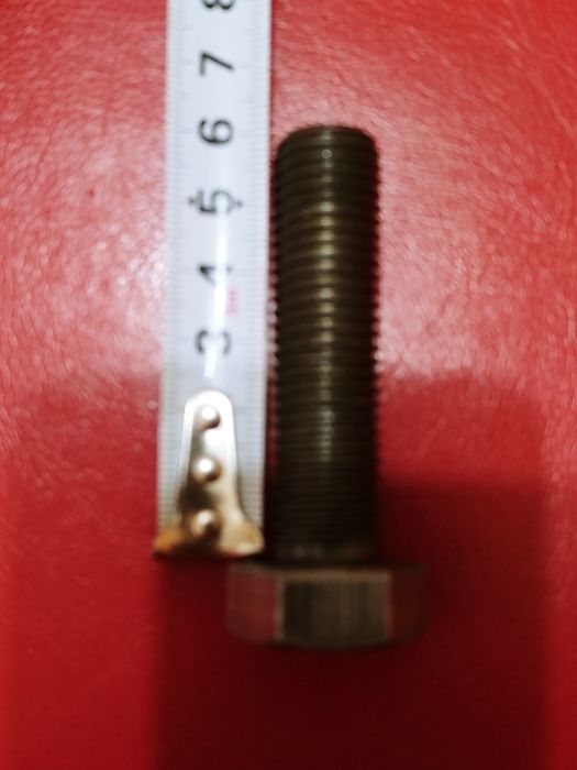 Продаю новые болты 16×60