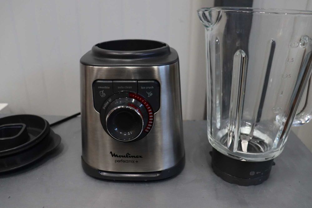 Блендер Moulinex Perfect Mix, стъклен буркан, 1,5 литра, 1200W
