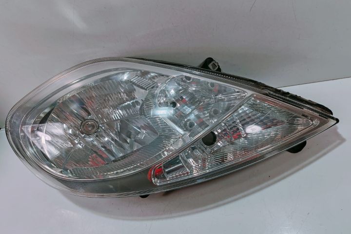 Far  Dreapta  8200701356 / 93859830 Nissan Primastar prima generatie