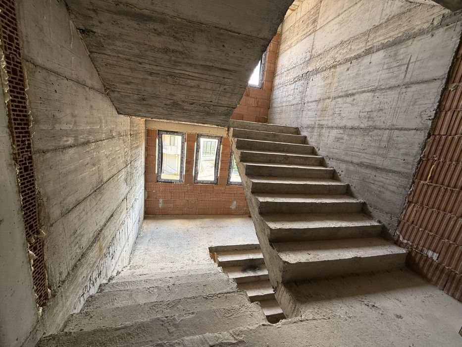 Продава се Тристаен апартамент в Търговище, Център - 109 кв.м за 1006 €/кв.м - Снимка #11