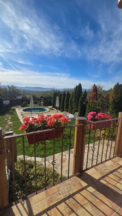 Продава се Хотел в Търговище, Център - 200 кв.м за 969 €/кв.м - Снимка #2