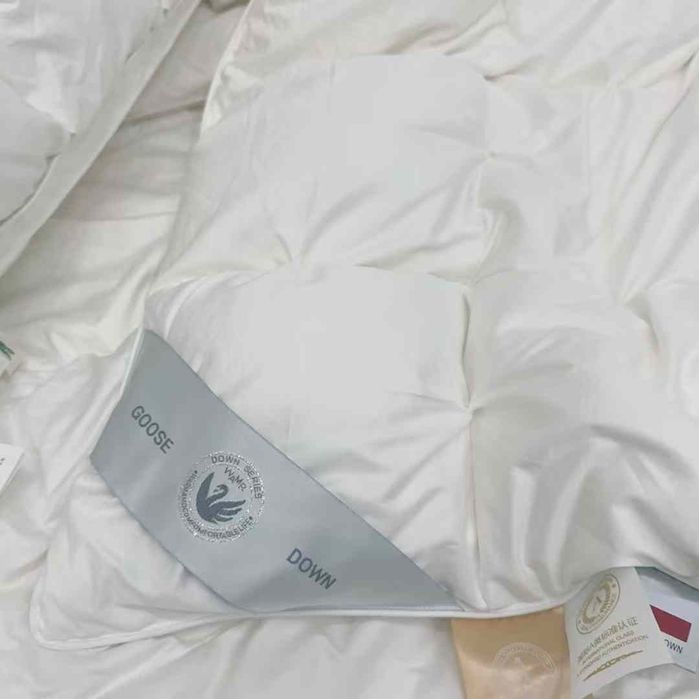 Пуховое одеяло LA PERLA