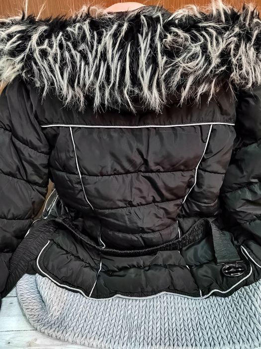 Женская куртка тёплая