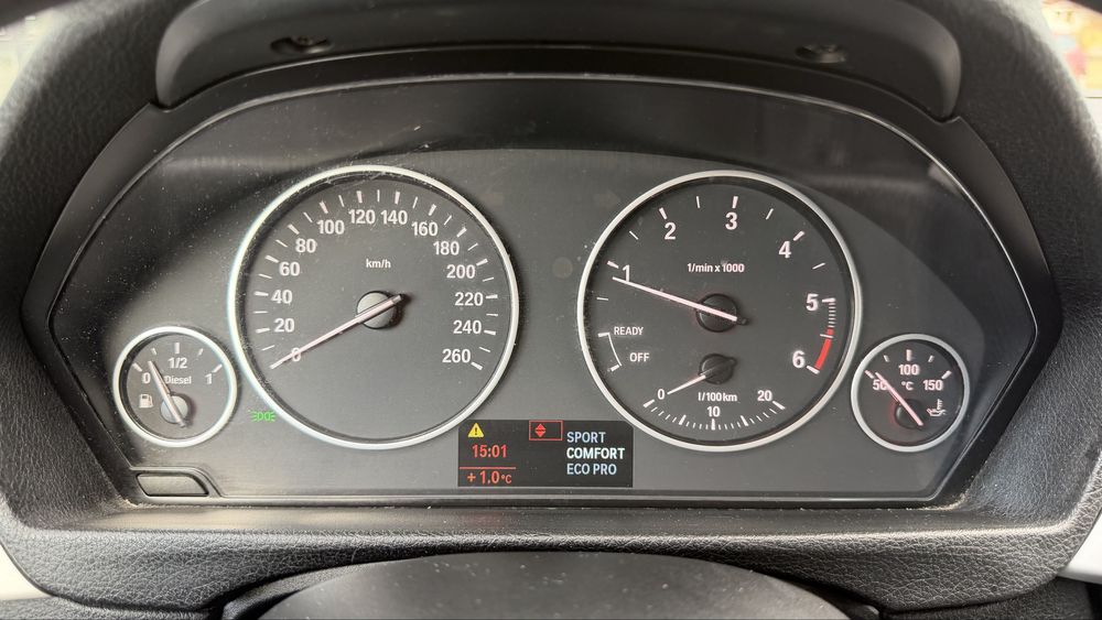 BMW 320 D 2.0 184 CP 2015 Facelift Manual 6+1 Trepte 3 M de Condus