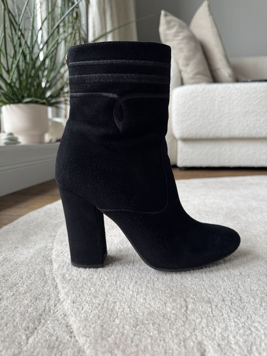 Велурени Боти GUESS