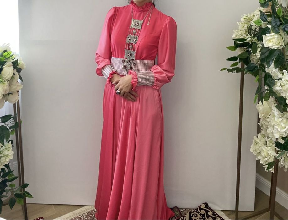 Плаьте и бешпент