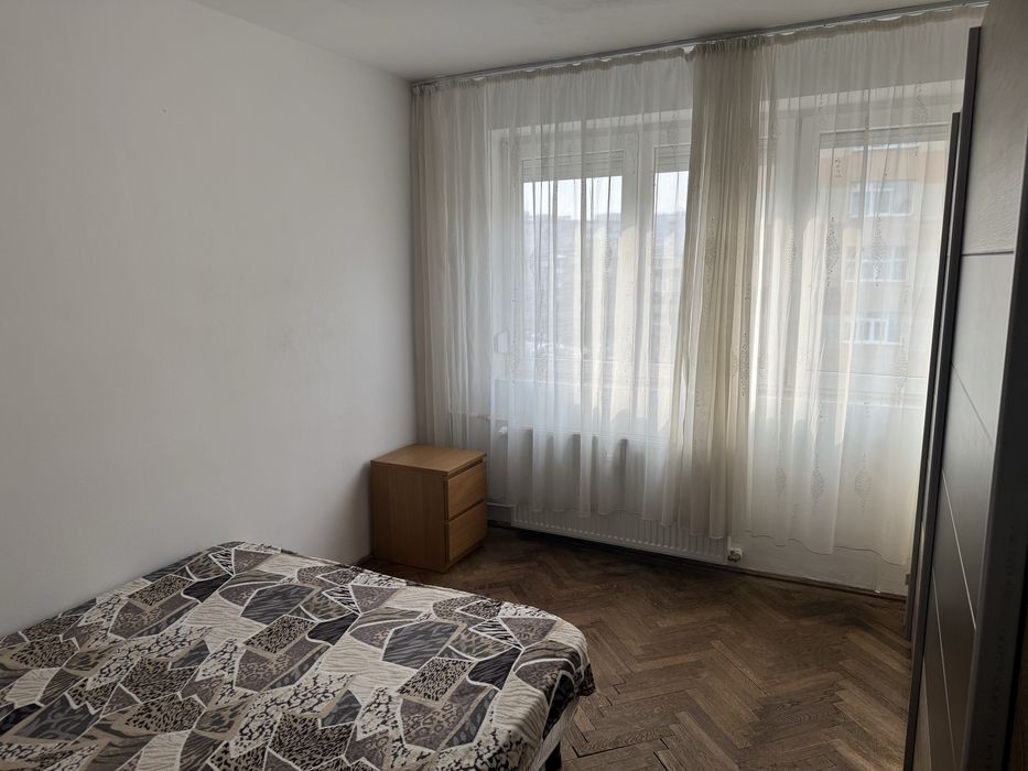 Inchiriez 2 camere crangasi constructorilor accept animalute