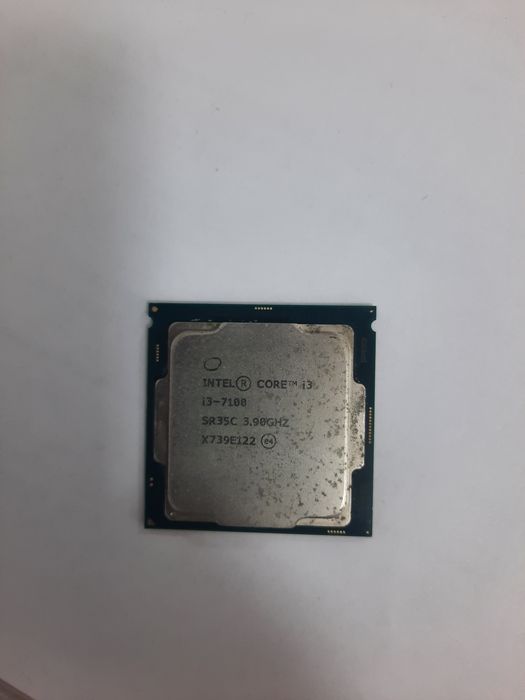 Core i3 7100 va g5400  lga1151