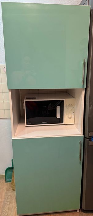 Продается кухонный гарнитур