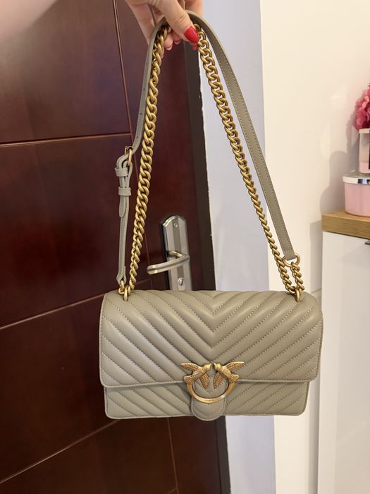 Vand geanta noua,originala Pinko