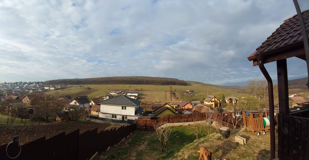 Casa 4 camere, 10 arii teren, priveliste deosebita