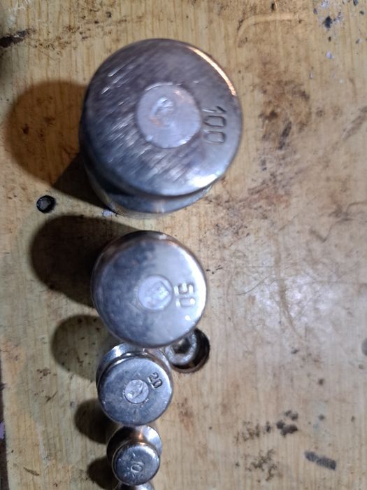 Гири разные для весов