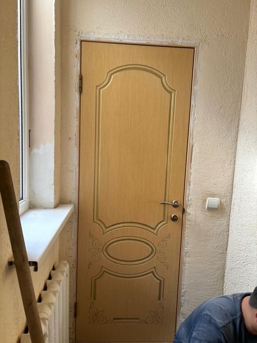 Продам двери срочно