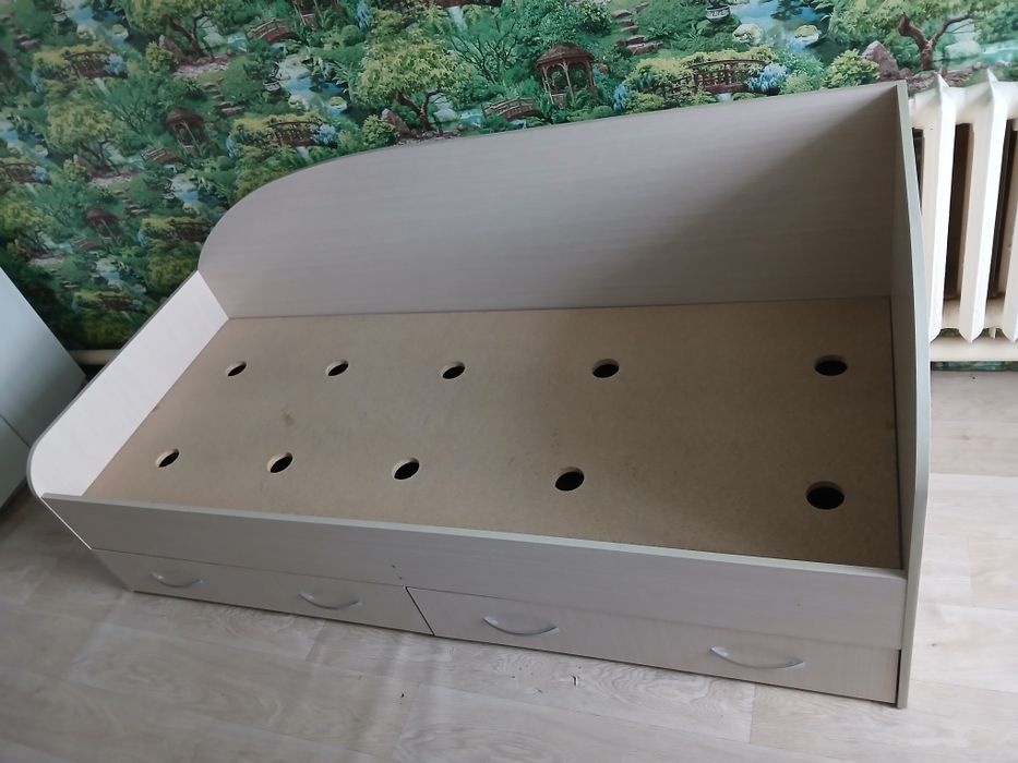 Кровати подростковые