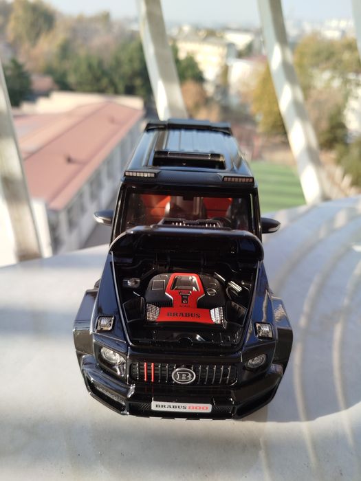 Metallic car BRABUS 800