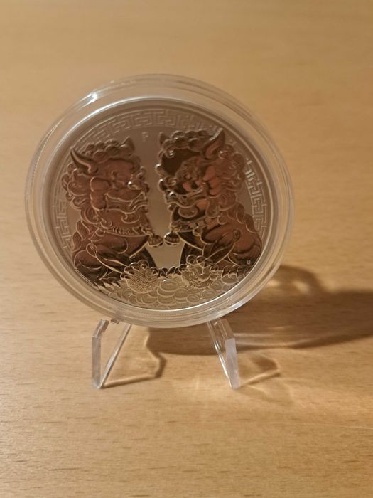 Красива сребърна монета Китайски лъвове пазители