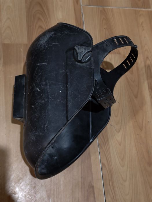 каска для сварщика