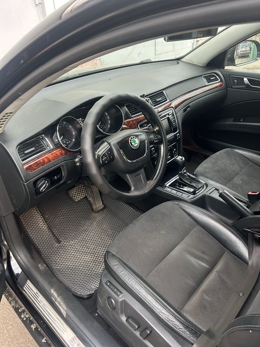Продам skoda superb