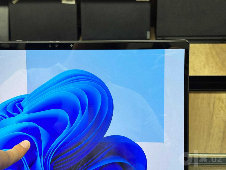 DELL Precision 7680 16" 4K OLED Core i7-13850HX RTX 5000 16Gb 32\1TB