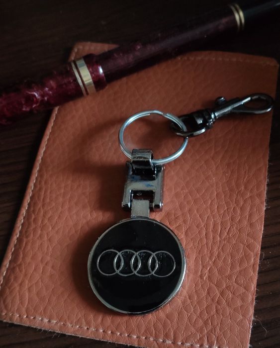 Breloc Audi - Stainless Steel - cu sistem prindere