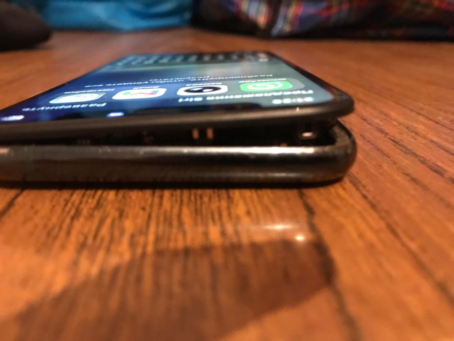 Продам айфон 11 про