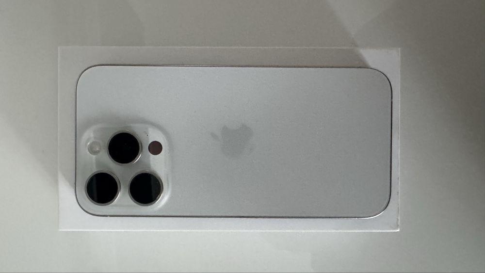 Iphone 15 Pro impecabin