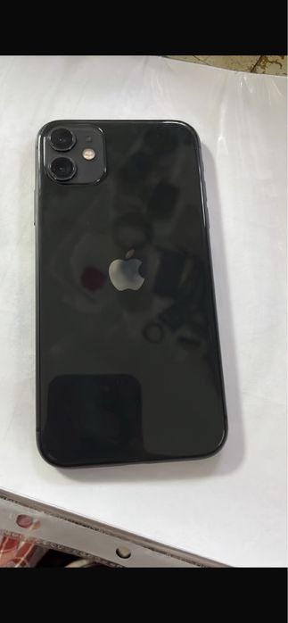 Продам IPhone 11