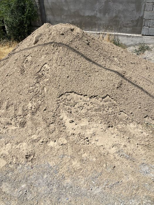 Продам песок, грунт.