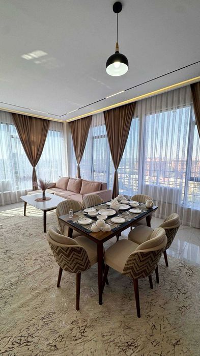 Сдаётся 3-х комнатная квартира в новостройке