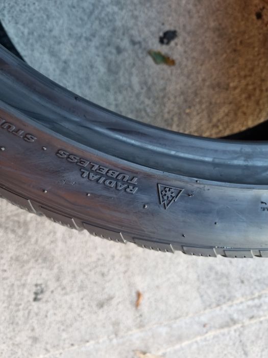 2 anvelope iarna HANKOOK 295/35/23 DOT 2019 PRET PER BUCATA