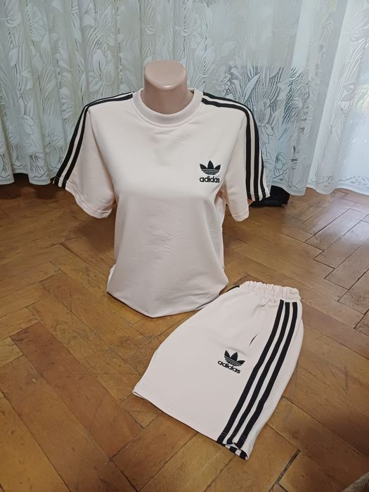 Compleuri damă modele noi