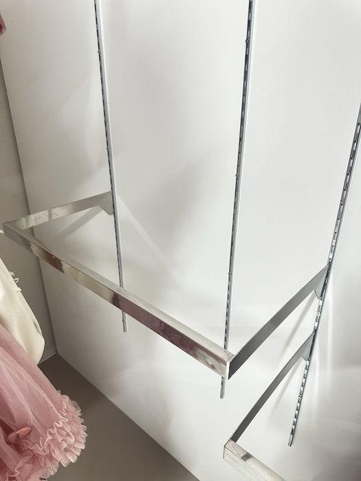 Продаются витринные шкафы