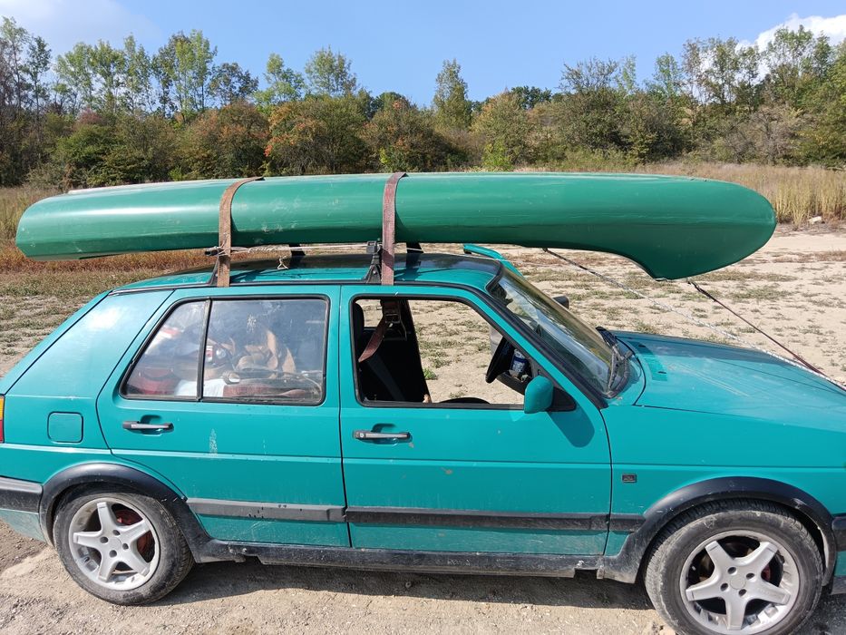 Продавам лодка индианско кану