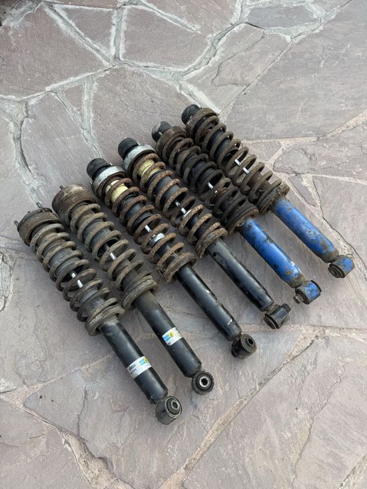 Задние стойки амортизаторы на BMW e34