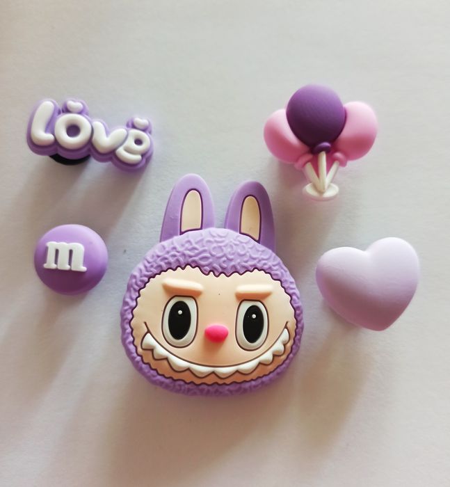 Labubu значки за crocs