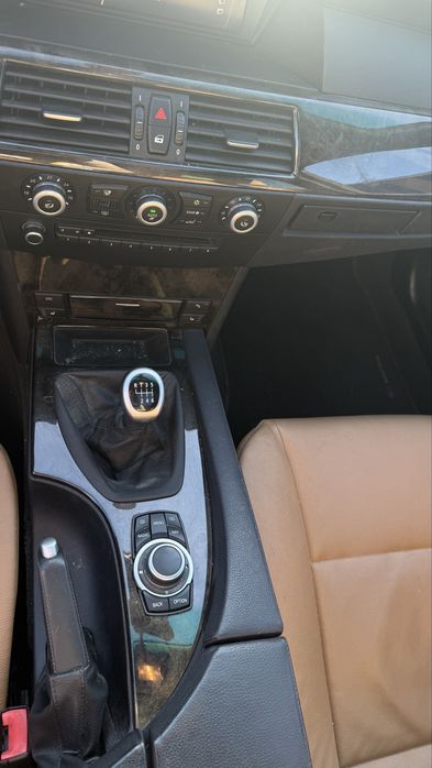 Plansa bord bmw seria 5 e60 e61