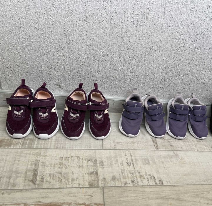 Маратонки Nike номер 26 2бр.