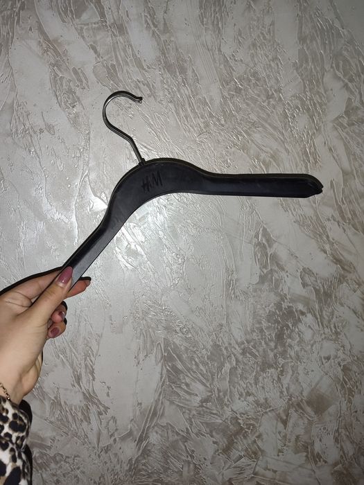 Вешалки для одежды