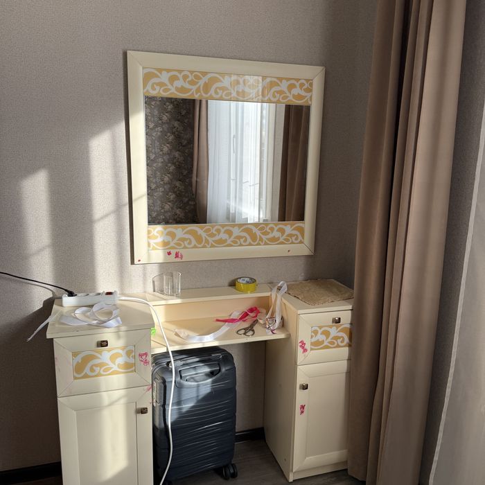 Спальный гарнитур в нормальном состоянии